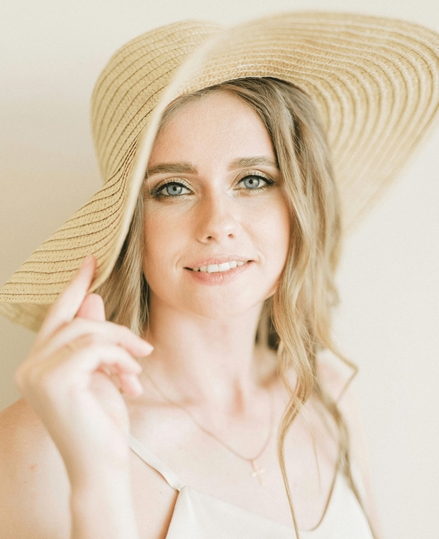 p1 Wide-Brimmed Hat