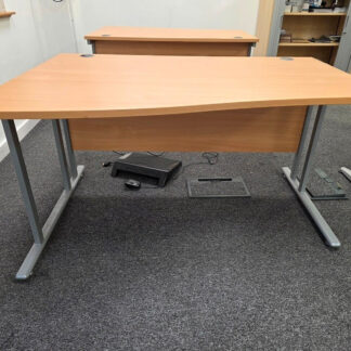 Used Office Desks. ✨ Matching Drawers Available. ✅ 📦 FAST UK DELIVERY